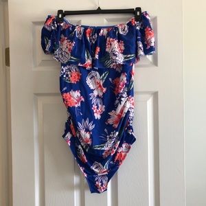 Off The Shoulder Maternity Suit